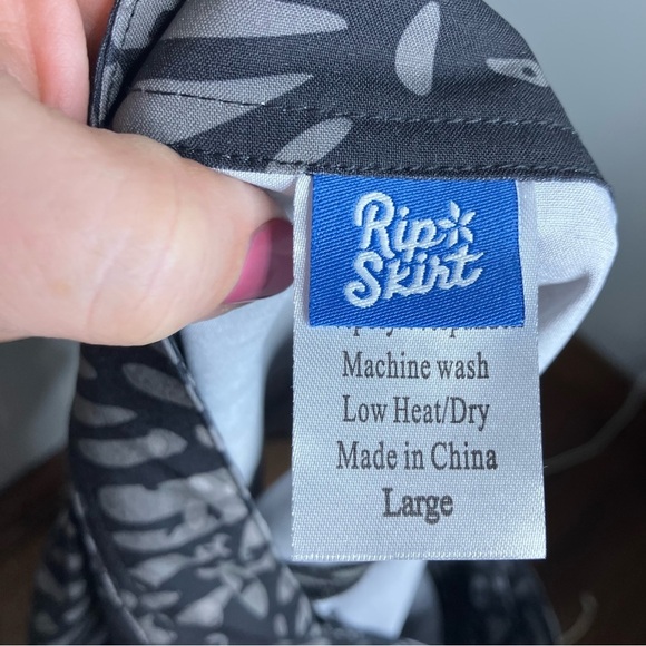Rip Skirt wrap skirt black gray size large - Picture 6 of 7